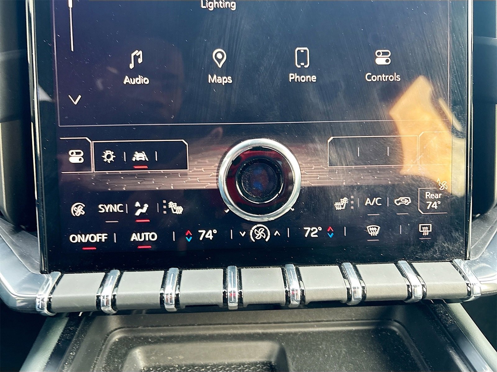 Used 2025 GMC Acadia AT4 image 16