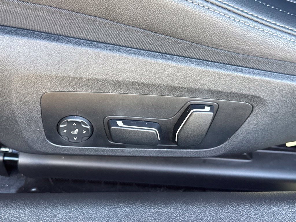 Certified 2024 BMW 430i Coupe w/ Convenience Package RWD image 17
