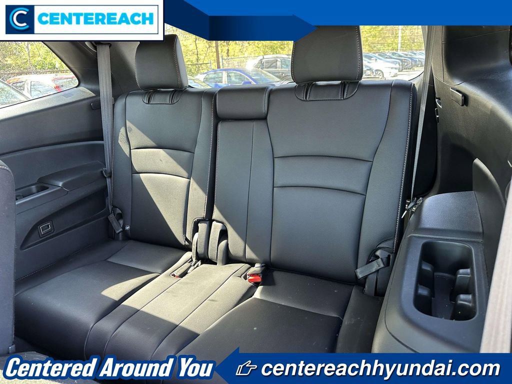 Used 2022 Honda Pilot TrailSport image 11