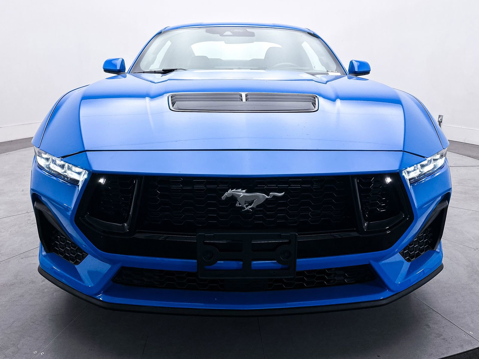 Used 2024 Ford Mustang GT RWD image 10