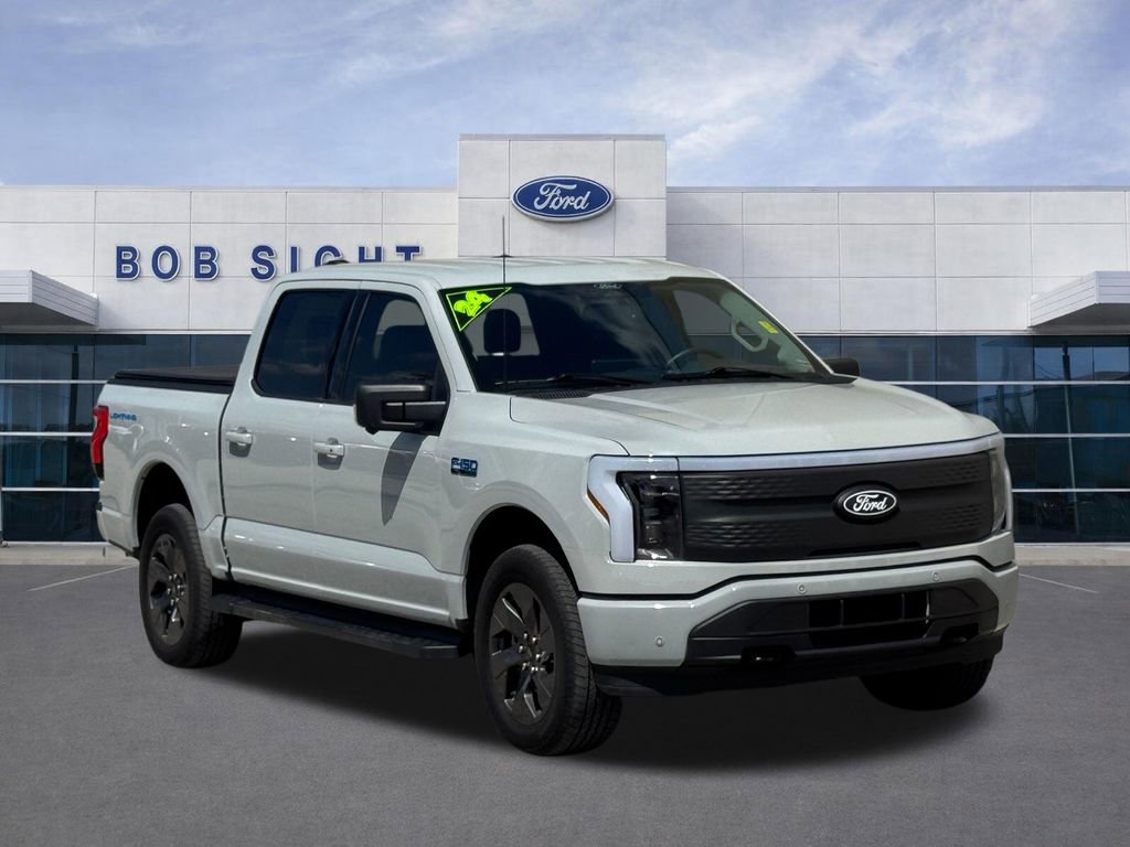 Used 2024 Ford F150 Lightning Flash AWD/4WD image 2
