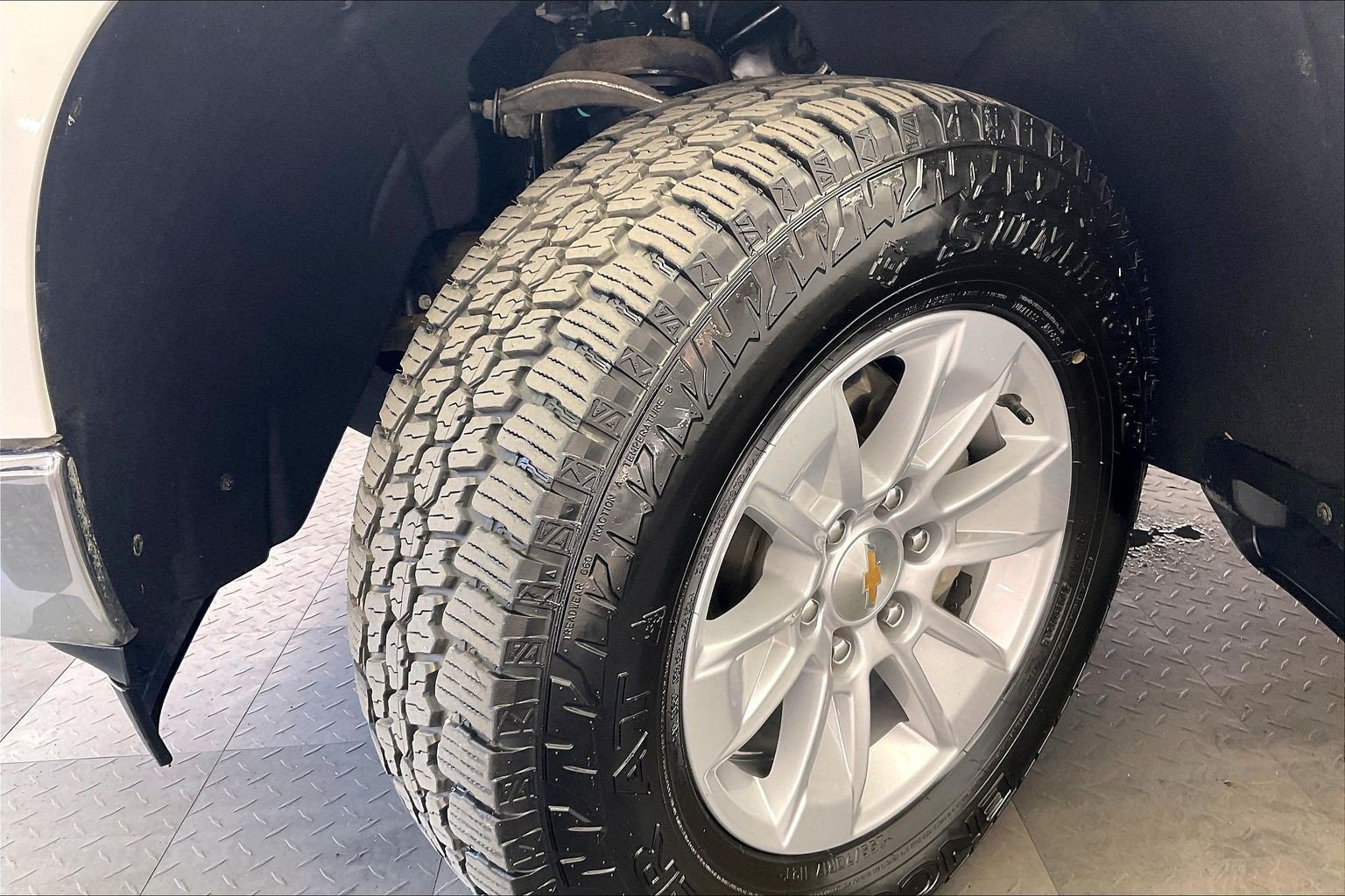 Used 2025 Chevrolet Silverado 1500 LT AWD/4WD image 33