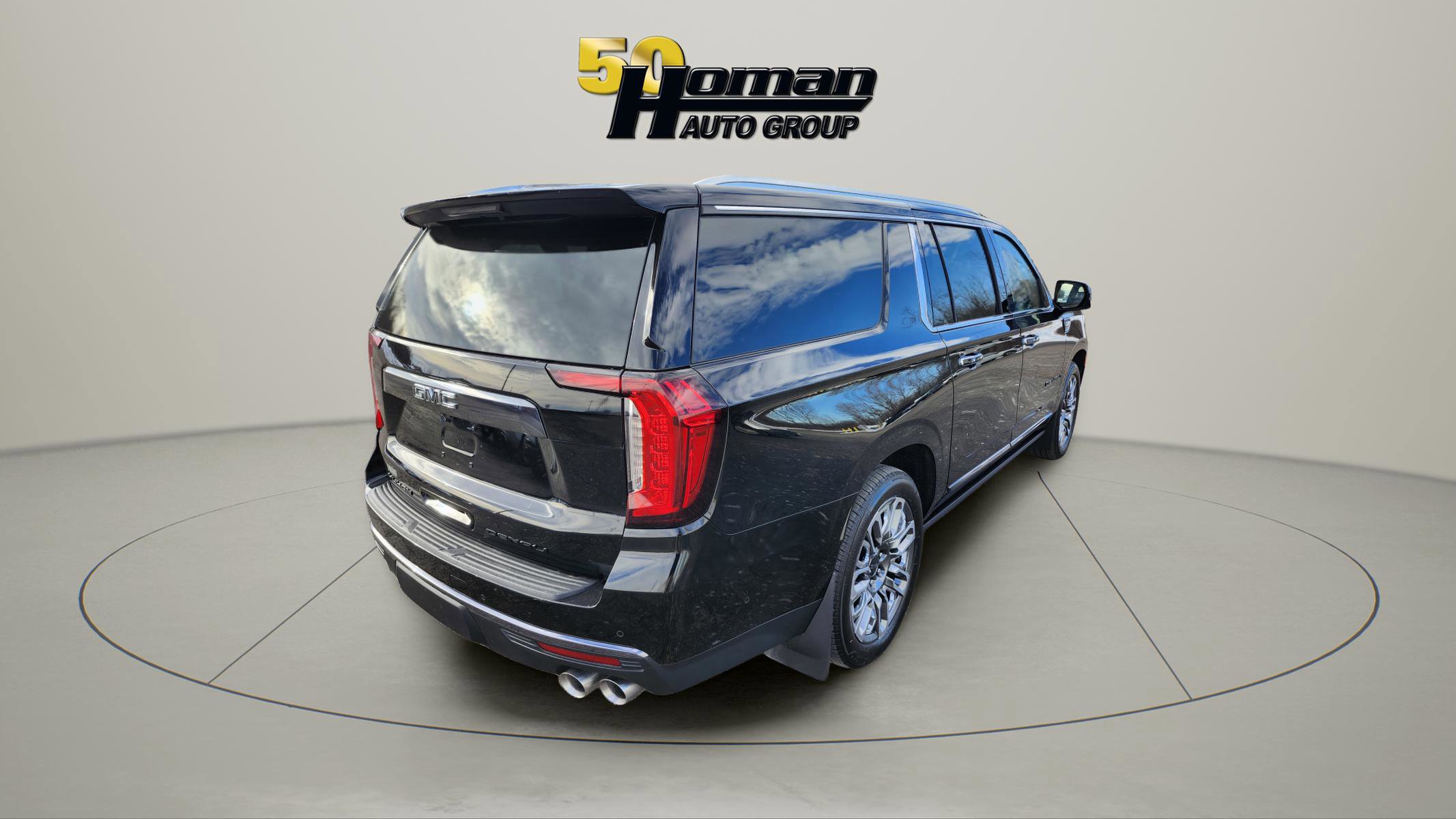 Used 2024 GMC Yukon XL Denali Ultimate w/ LPO, Floor Liner Package image 5