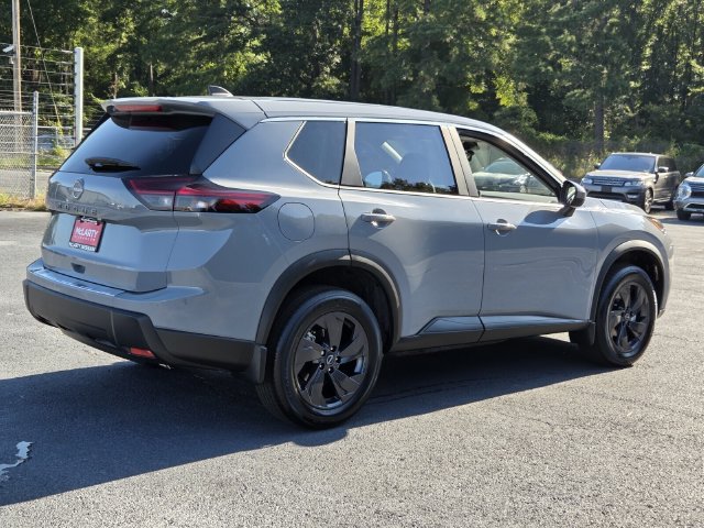 New 2026 Nissan Rogue SV FWD image 5