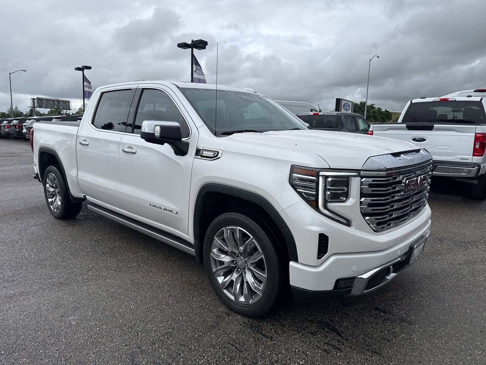 Used 2023 GMC Sierra 1500 Denali w/ Denali Reserve Package image 2