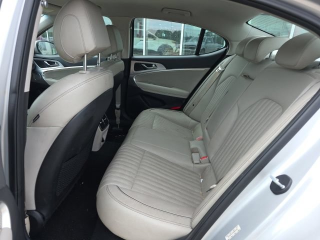 Used 2019 Genesis G70 3.3T Advanced RWD image 10