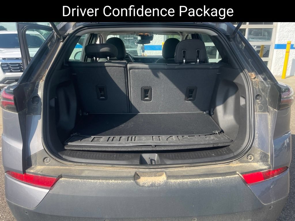Used 2023 Chevrolet Bolt EUV LT w/ Comfort Package FWD image 9
