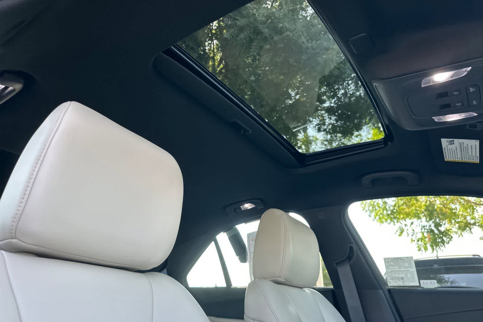 Used 2025 Cadillac CT4 Luxury w/ Sun And Sound Package RWD image 19