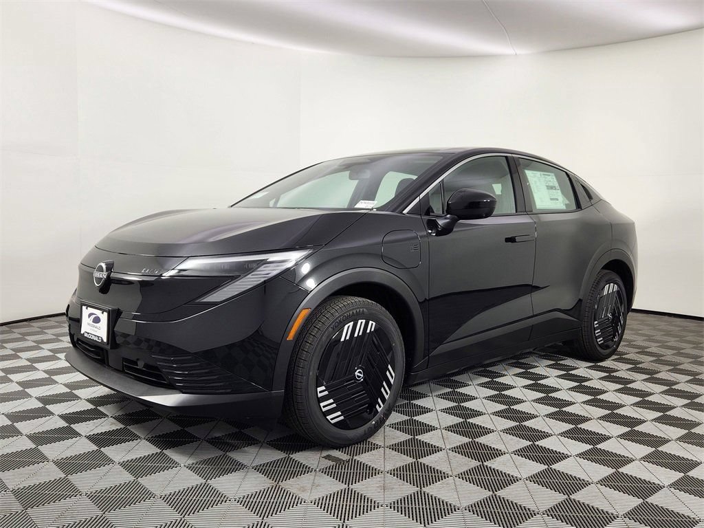 New 2026 Nissan Leaf w/ Floor Mat Package (S+)