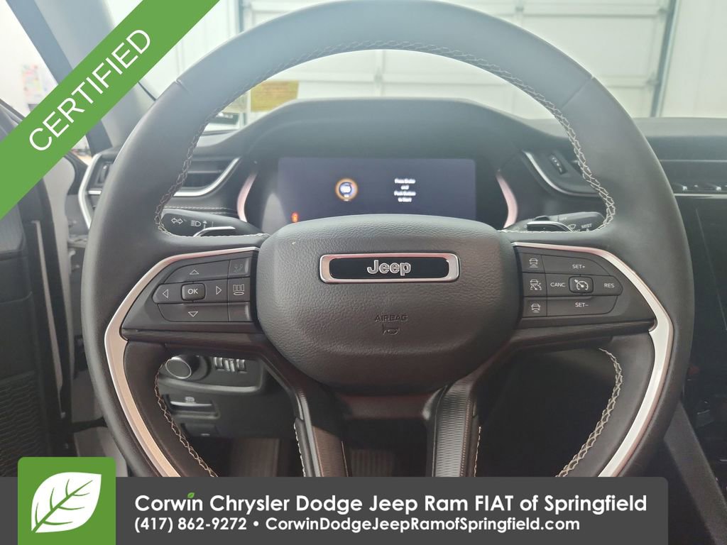 Certified 2023 Jeep Grand Cherokee Laredo image 22