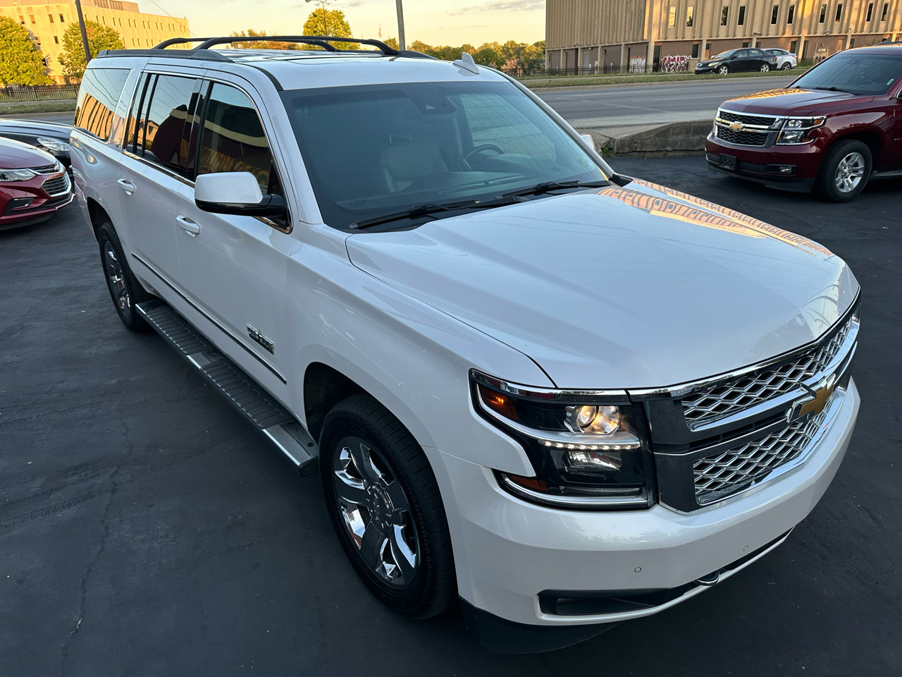 Used 2016 Chevrolet Suburban LT w/ LT Signature Package image 10