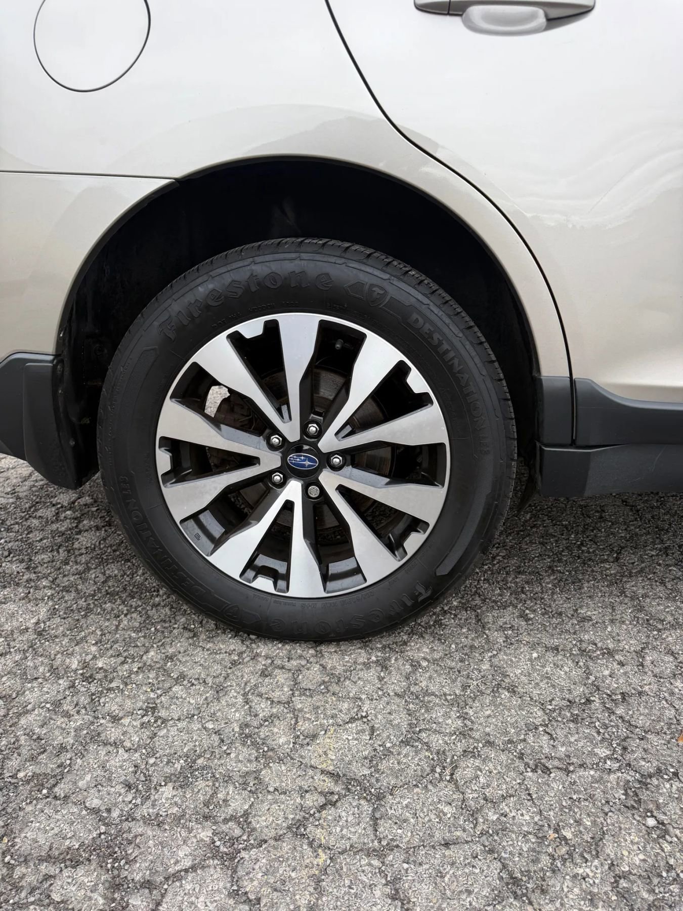 Used 2015 Subaru Outback 2.5i Limited image 32