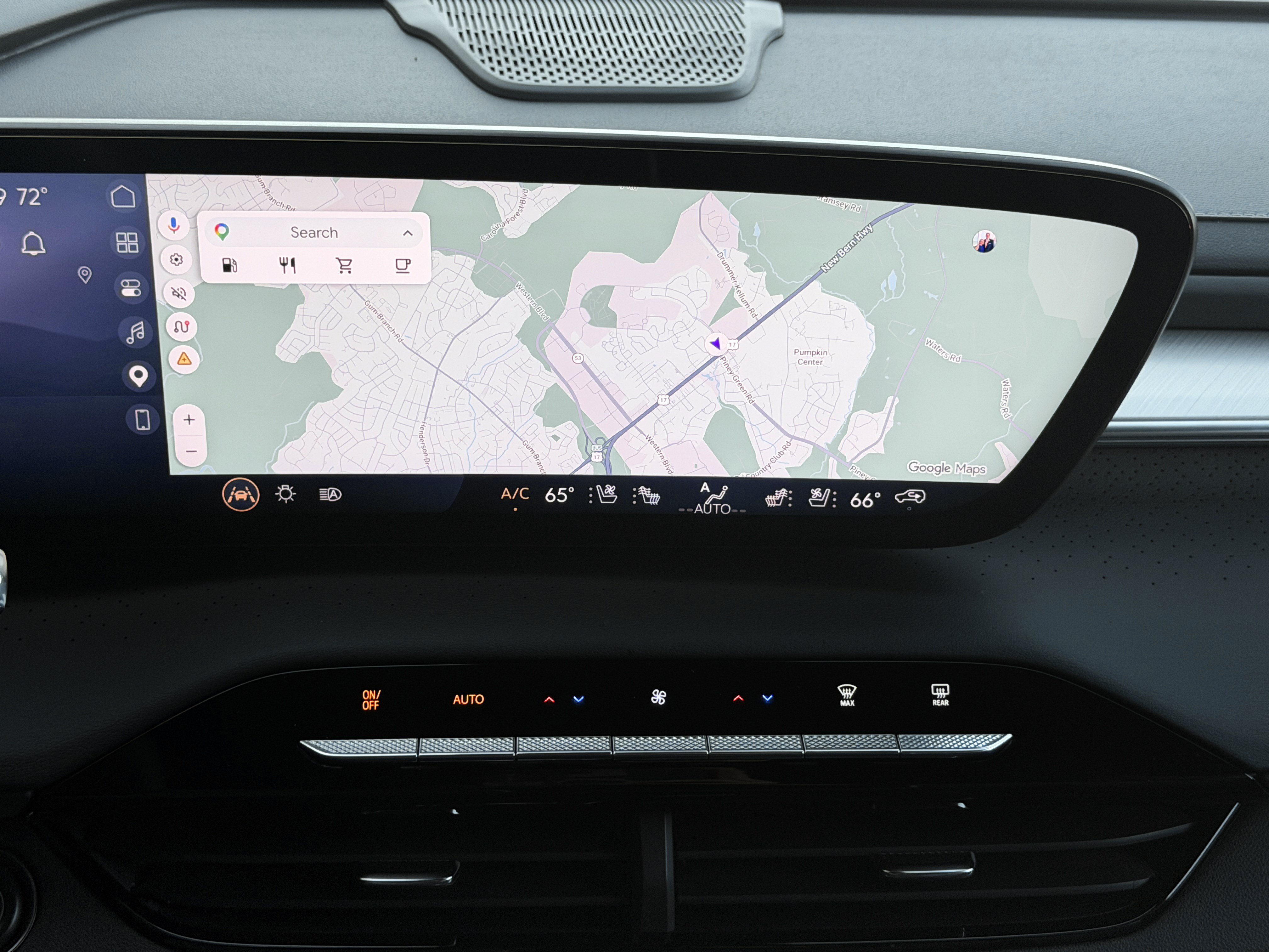 Used 2025 Buick Enclave Avenir FWD image 33
