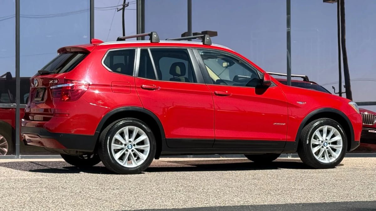 Used 2016 BMW X3 xDrive28i AWD/4WD image 14