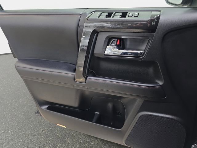 Used 2021 Toyota 4Runner Venture w/ Moonroof Package image 26