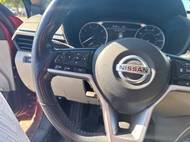 Used 2021 Nissan Altima 2.5 SV w/ SV Premium Package FWD image 10