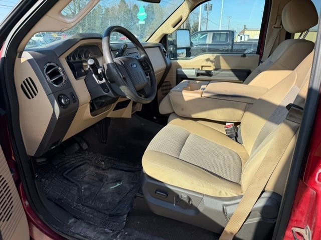 Used 2015 Ford F250 XLT w/ XLT Premium Package image 17