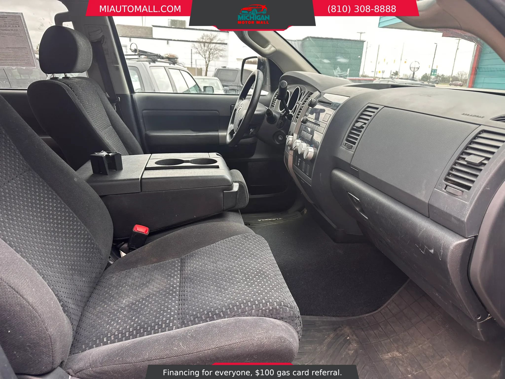 Used 2013 Toyota Tundra 4x4 CrewMax w/ Tow Pkg image 18