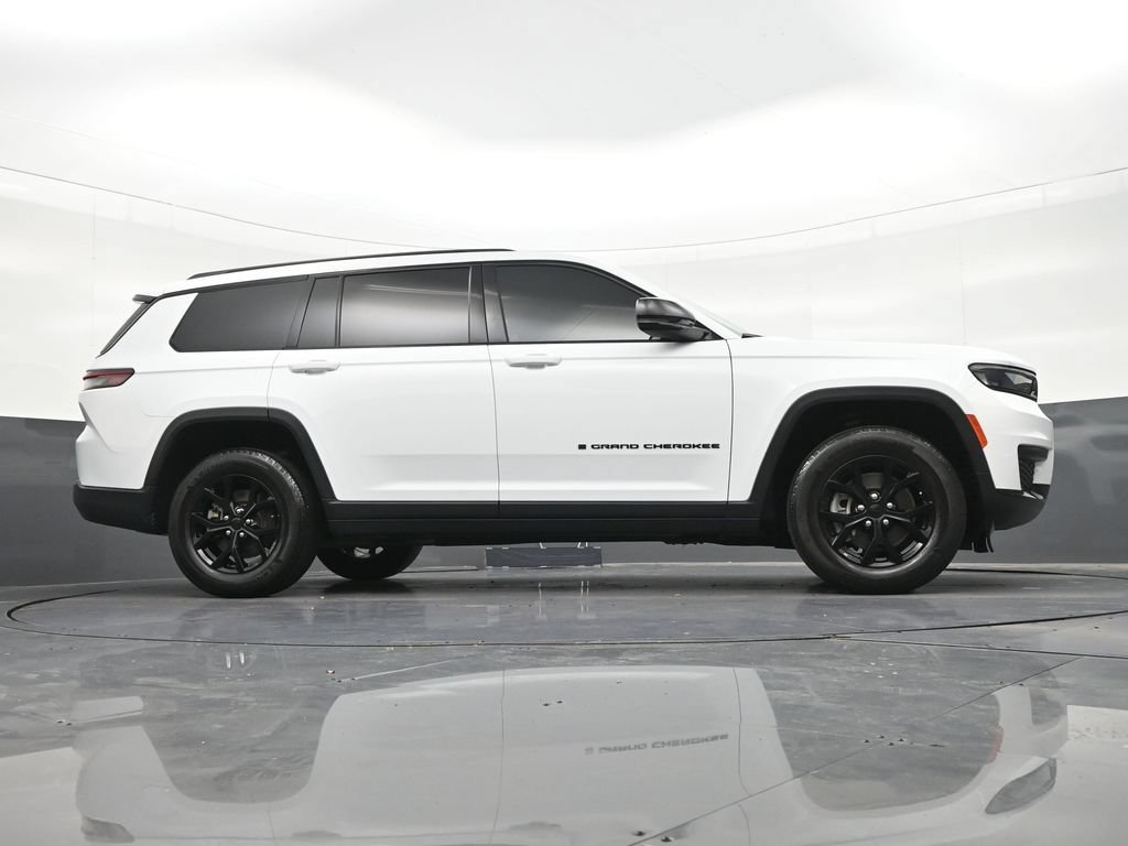 Used 2024 Jeep Grand Cherokee L Altitude AWD/4WD image 33