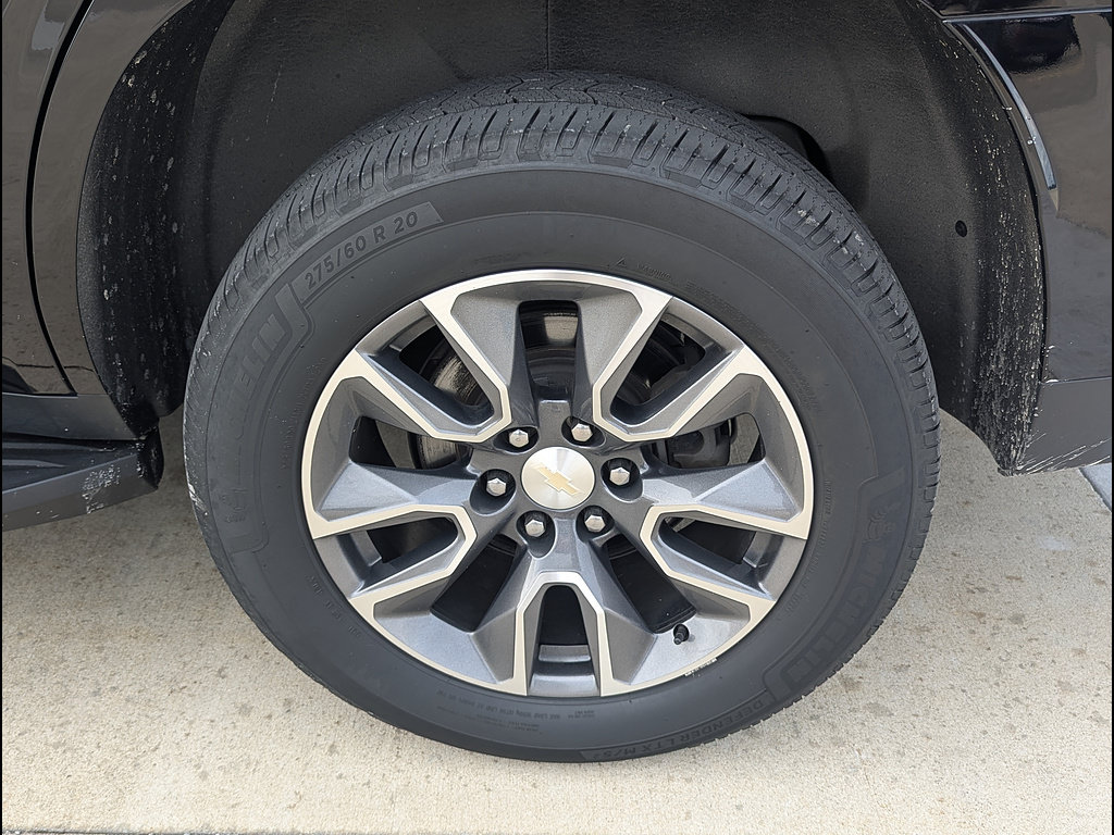 Used 2021 Chevrolet Tahoe LT w/ Rear Media and Nav Package AWD/4WD image 14