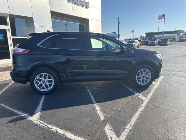 Used 2024 Ford Edge SEL w/ Convenience Package AWD/4WD image 11