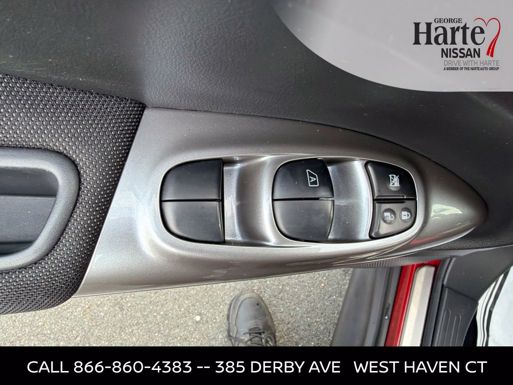 Used 2012 Nissan Juke SL AWD/4WD image 18