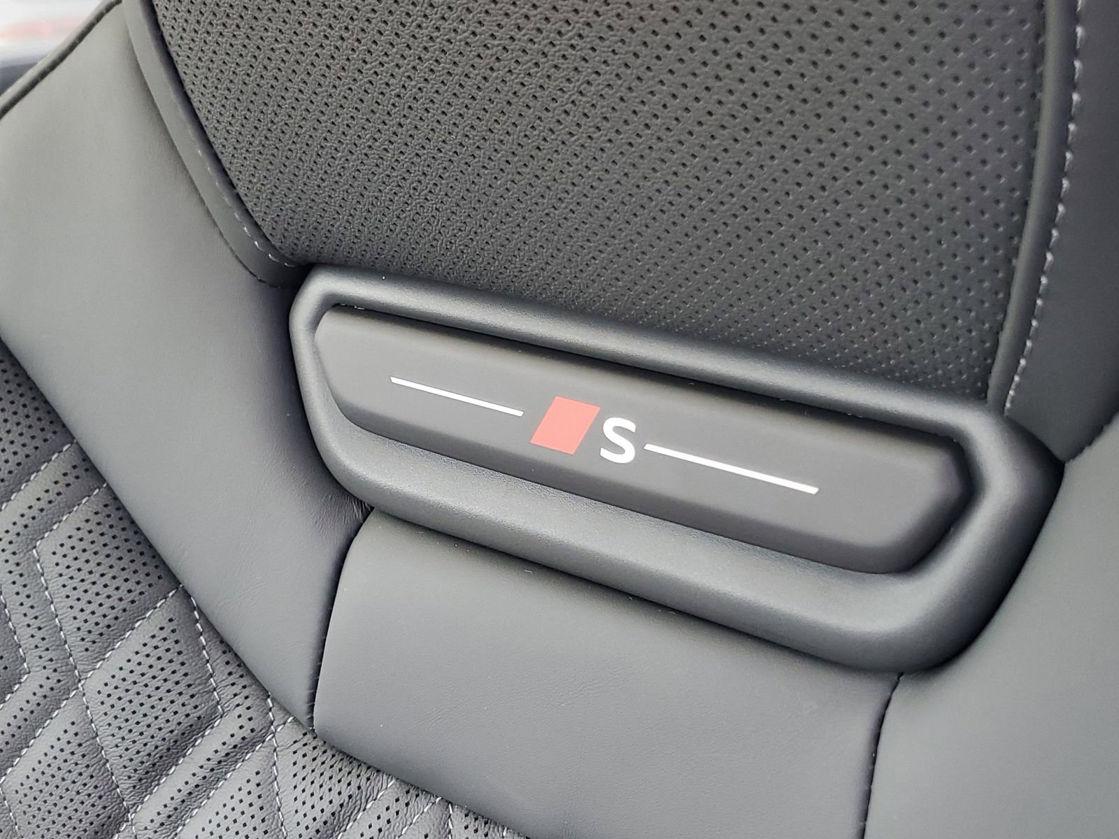 New 2026 Audi A6 Prestige image 20