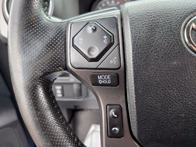 Used 2016 Toyota Tacoma TRD Sport w/ Premium & Technology Package AWD/4WD image 33