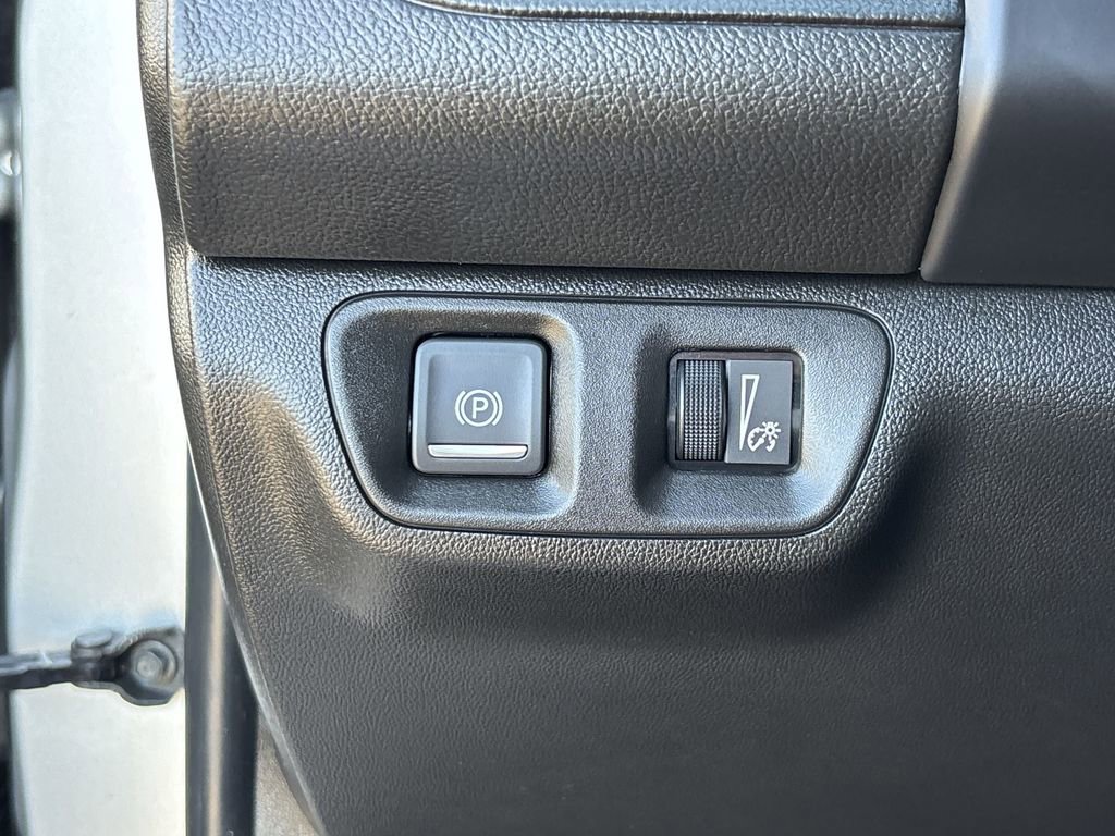 Used 2018 GMC Acadia SLE w/ Driver Alert Package I image 18