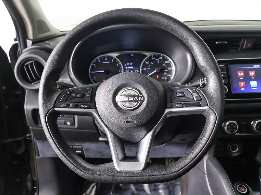 Used 2022 Nissan Kicks S image 34