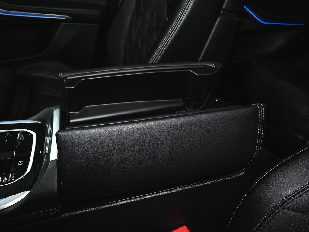 Used 2024 BMW X7 xDrive40i w/ Executive Package image 63