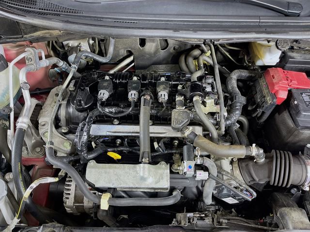 Used 2023 Nissan Versa SR w/ Trunk Package FWD image 30