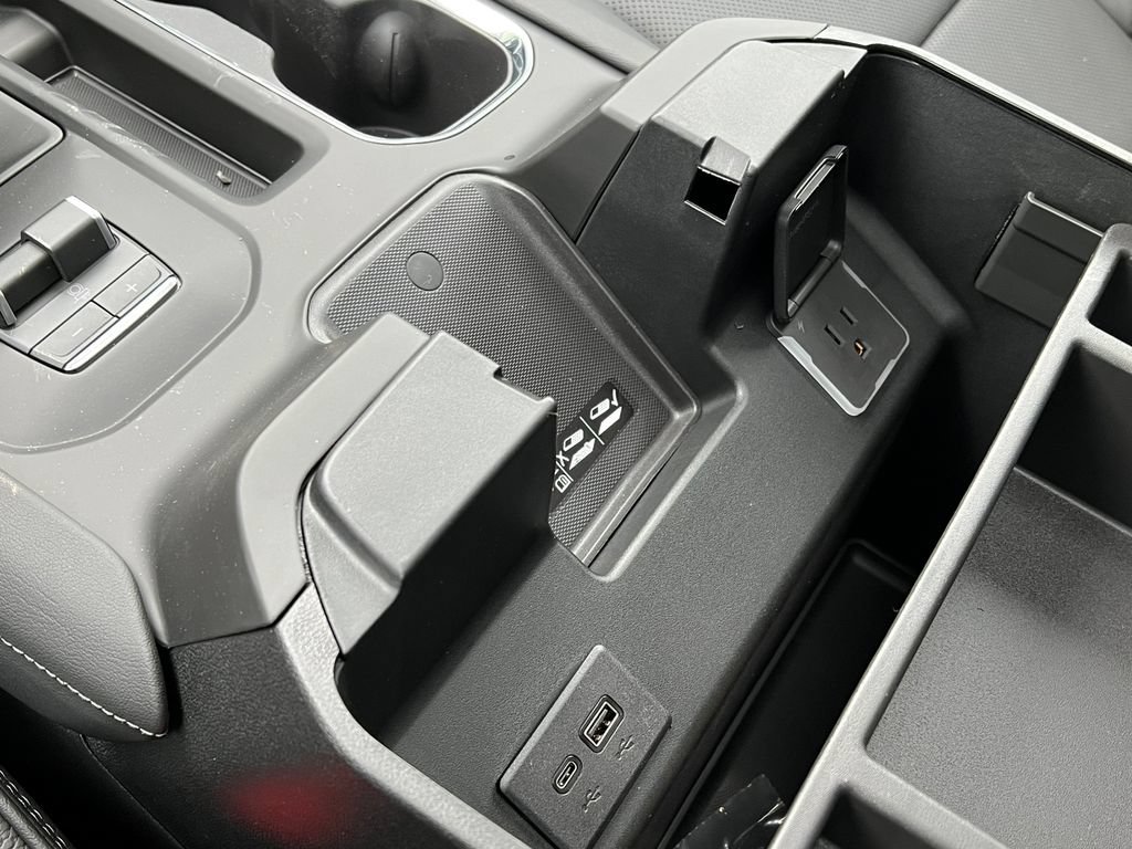 New 2026 GMC Sierra 1500 Denali AWD/4WD image 32