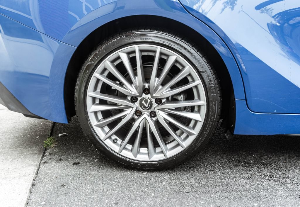 Used 2024 Lexus IS 300 AWD w/ Premium Package image 27