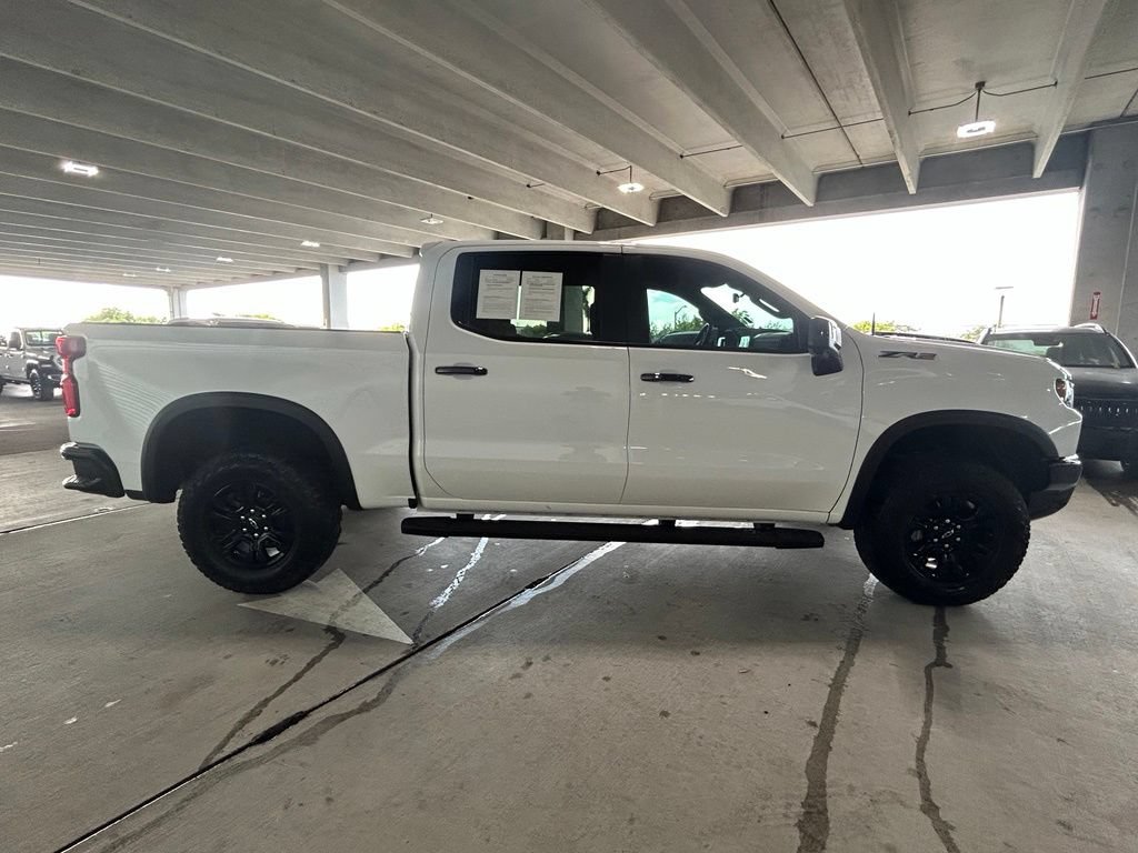 Used 2025 Chevrolet Silverado 1500 ZR2 w/ Technology Package AWD/4WD image 6