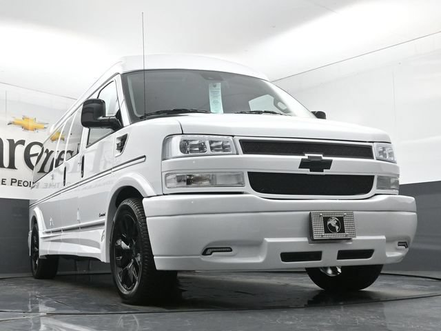 New 2026 Chevrolet Express 2500 Extended w/ Driver Convenience Package RWD image 3