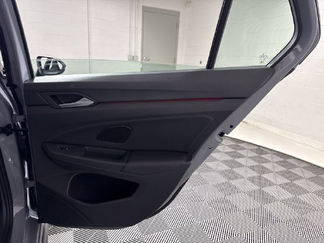 Used 2024 Volkswagen GTI SE FWD image 17