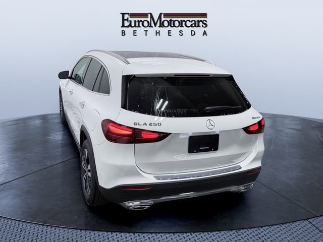 New 2026 Mercedes-Benz GLA 250 4MATIC image 2
