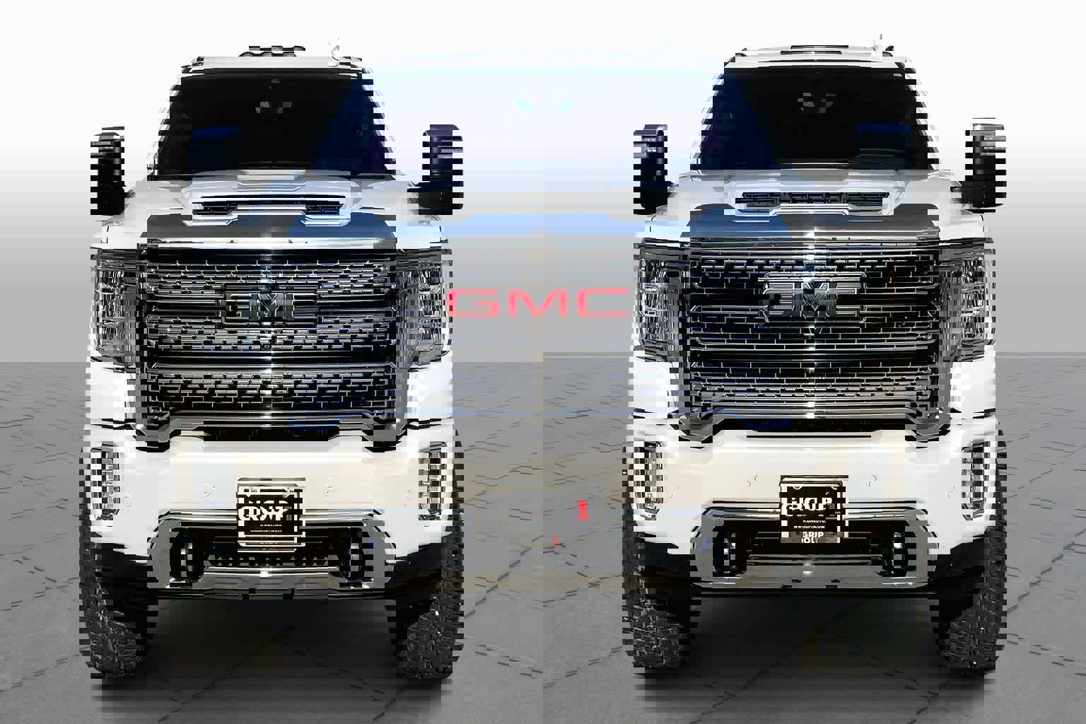 Used 2020 GMC Sierra 3500 Denali w/ Denali Ultimate Package image 3