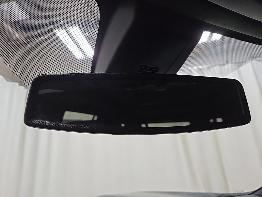 Used 2021 GMC Yukon XL Denali AWD/4WD image 46