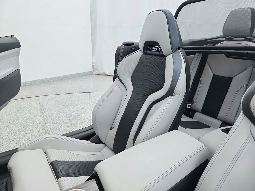 Used 2022 BMW M4 xDrive Competition w/ Executive Package image 16