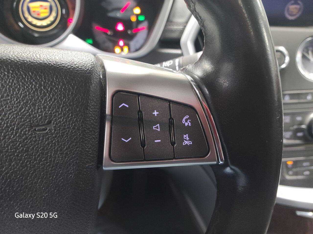 Used 2010 Cadillac SRX Premium image 29