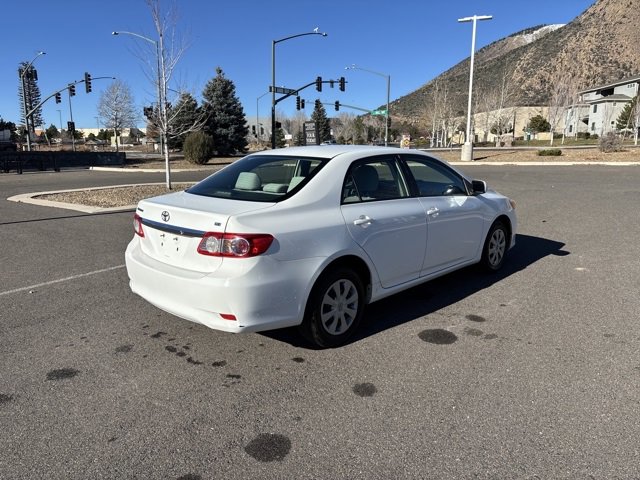 Used 2011 Toyota Corolla image 3