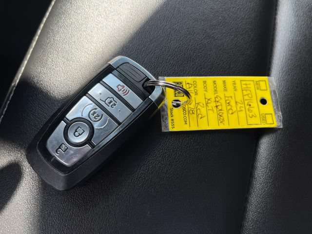 Used 2024 Ford Explorer XLT w/ Equipment Group 202A AWD/4WD image 34