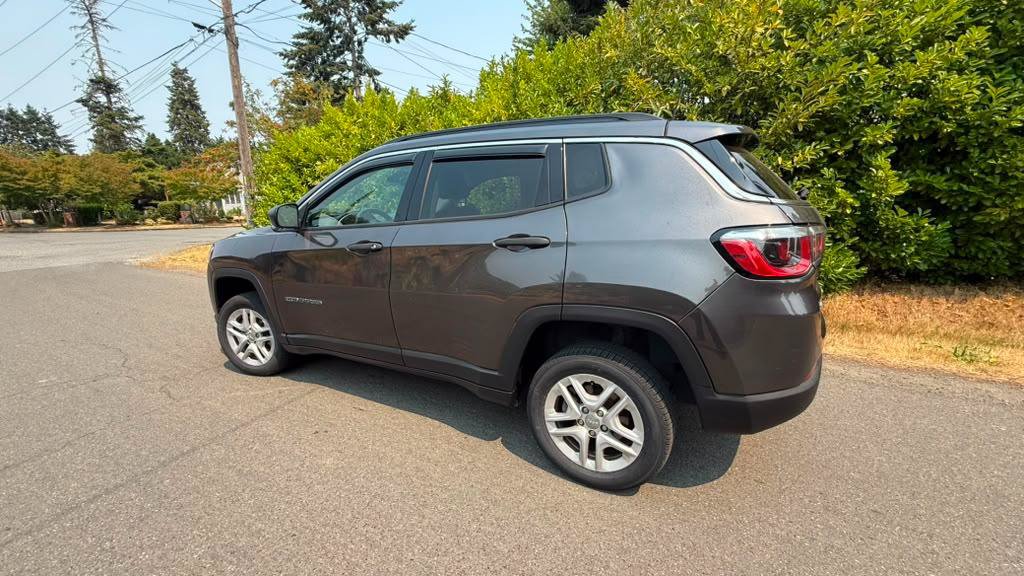 Used 2020 Jeep Compass Sport w/ Sport Appearance Group AWD/4WD image 14