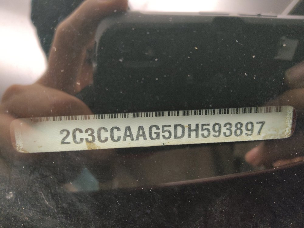 Used 2013 Chrysler 300 image 33