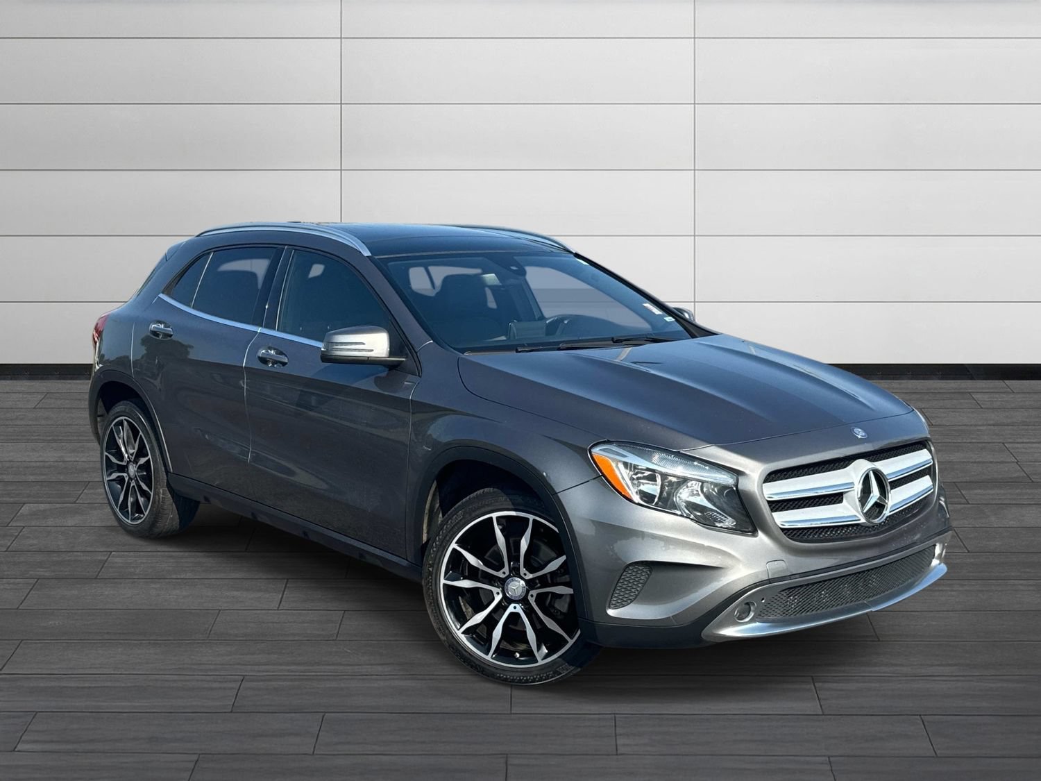 Used 2017 Mercedes-Benz GLA 250 image 2