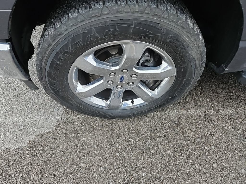 Used 2021 Ford F150 Lariat image 13