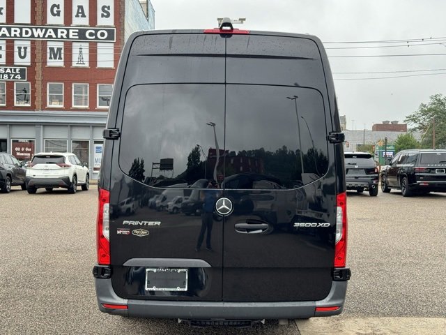 Used 2023 Mercedes-Benz Sprinter 3500 image 4