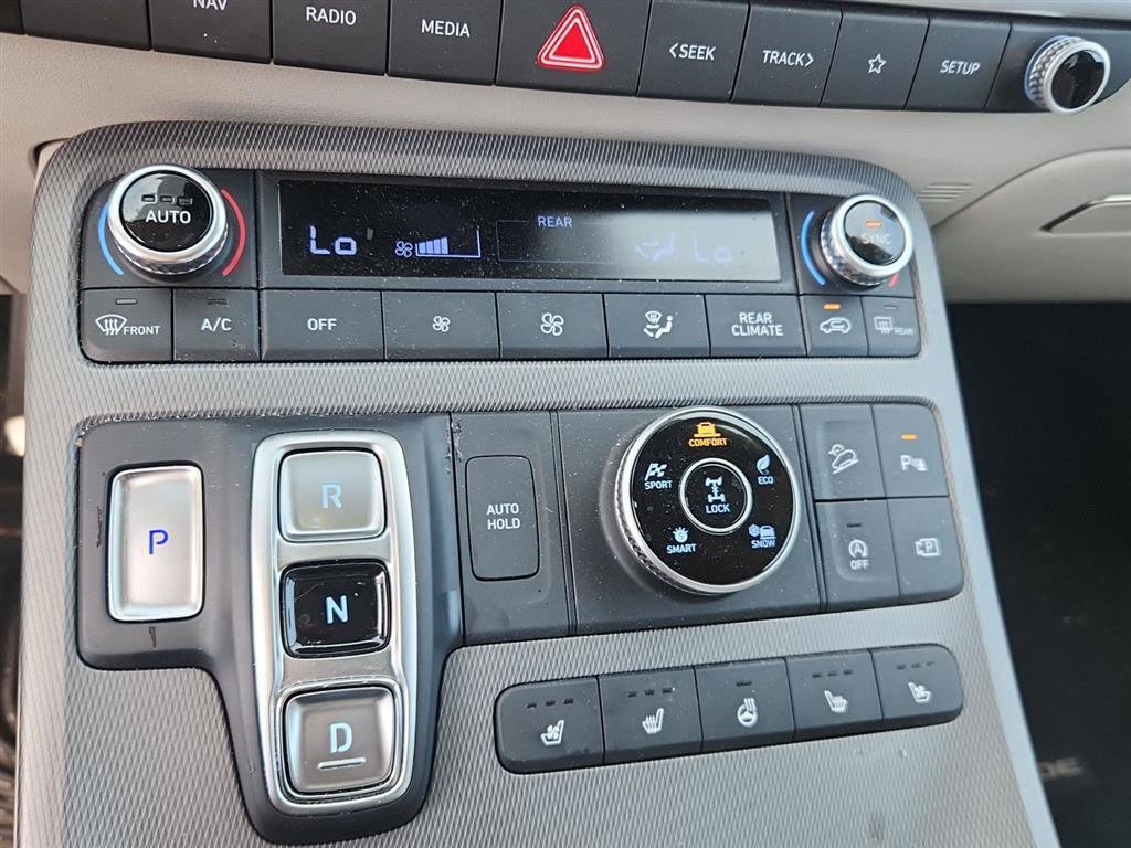 Used 2023 Hyundai Palisade Limited AWD/4WD image 15